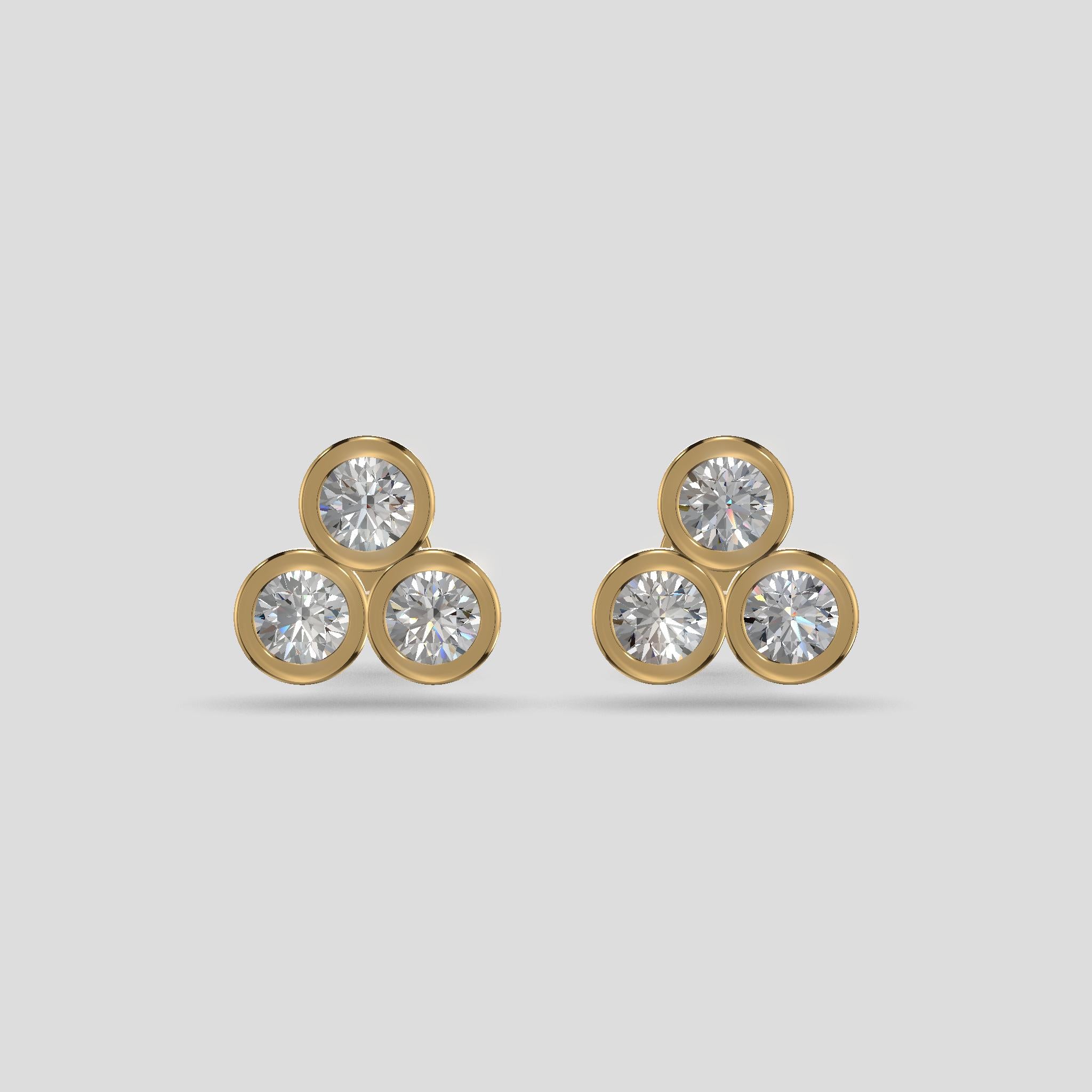 Trilight Cluster Studs Gold