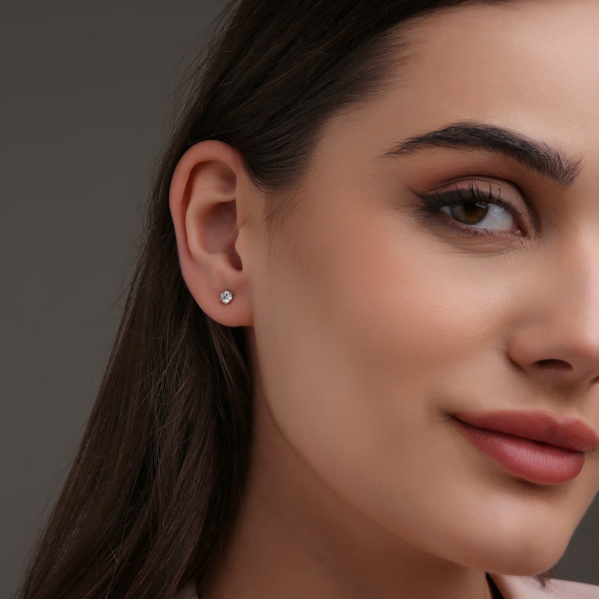 Luna Solitaire Stud Earrings Gold