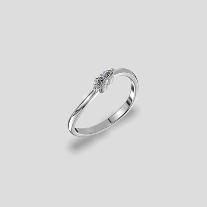 Eterna Duo Diamond Ring Platinum